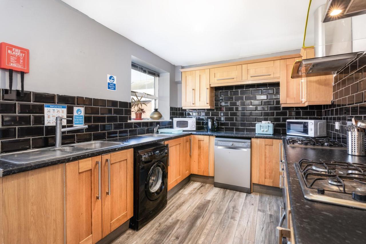 Sunderland City Centre Apartments Free Parking And Wi-Fi Екстериор снимка